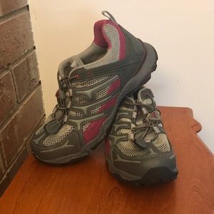 Ecco Women’s hiking shoes size 5-5.5